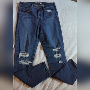 Levi jeans